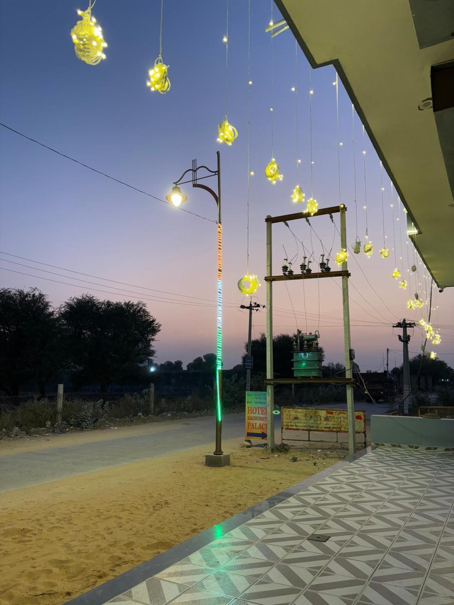 Hotel Raghunath Palace Khatu Bagian luar foto