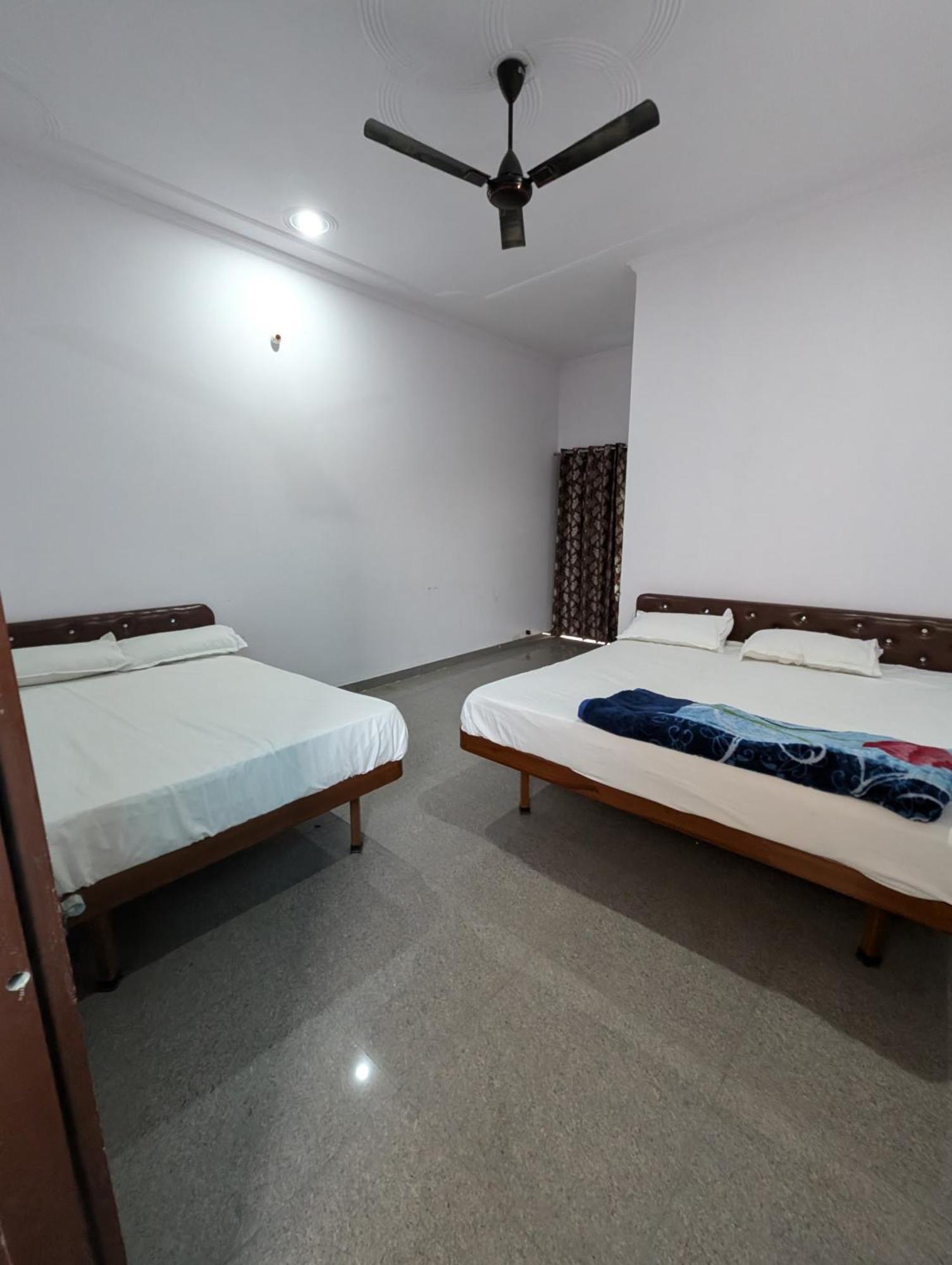 Hotel Raghunath Palace Khatu Bagian luar foto